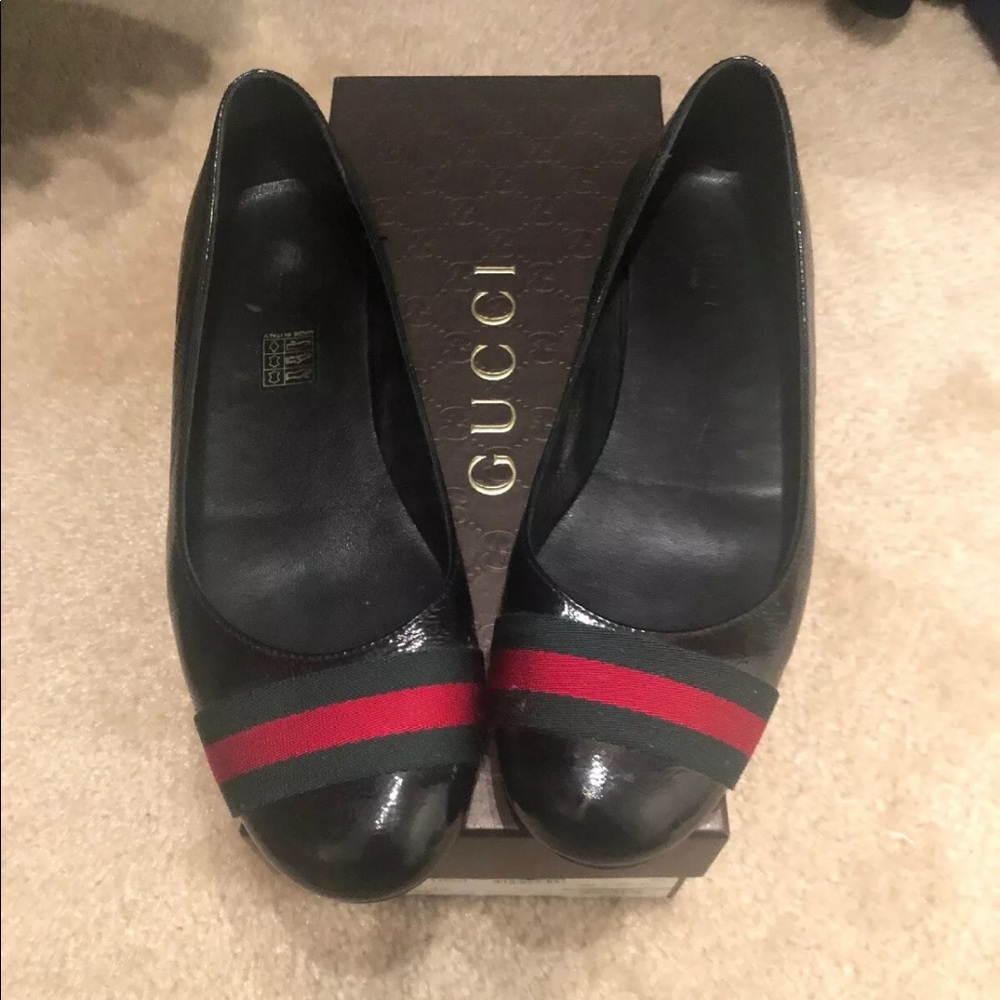 Gucci stripe flats size 38/8